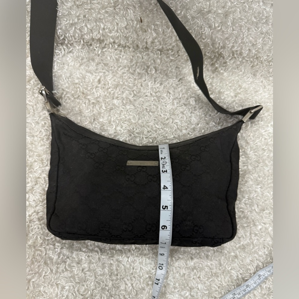 Gucci GG Canvas Crossbody Bag - Picture 12 of 16